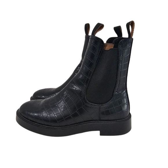 H&M Black Ankle Boots with Crocodile Texture - Picture 3 of 9